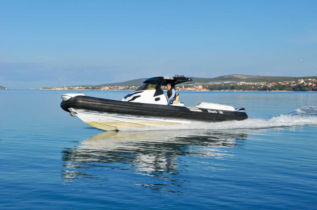 Grginić Shark 38