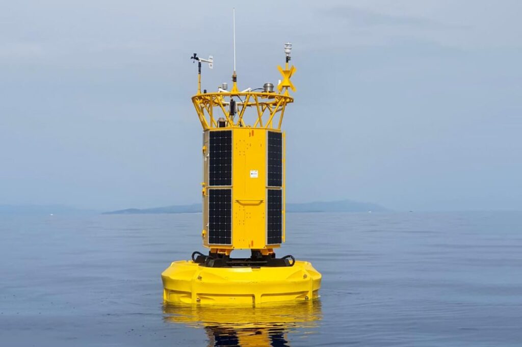 Safer Sailing with Meteorological Buoys