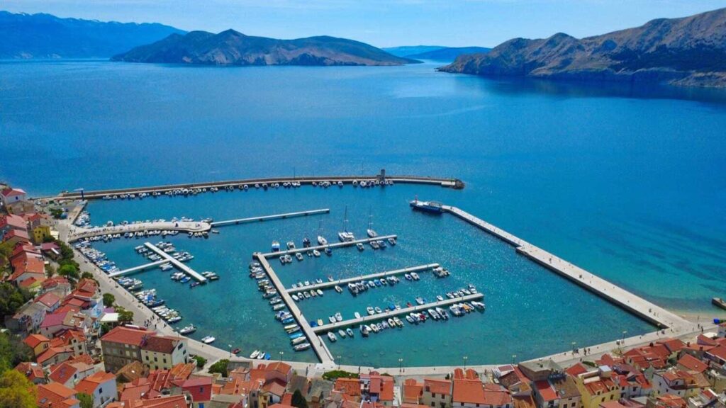 Baska Harbor