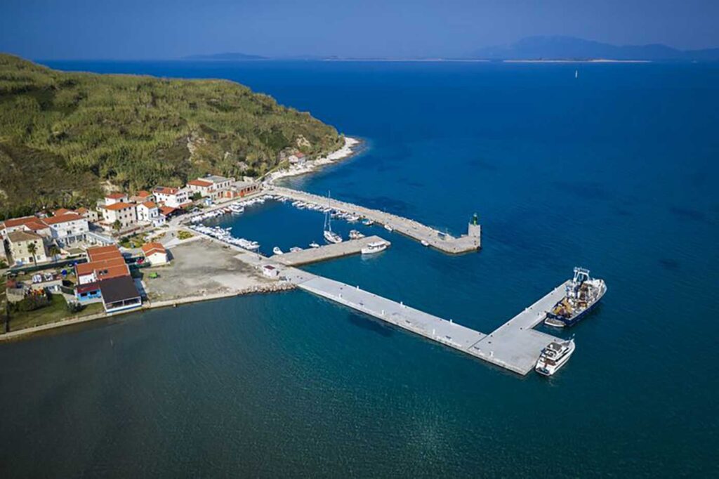 Susak Harbor